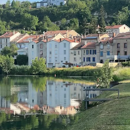 Jolie, Cozy, Confortable Maison De Au Calme A 5min Du Centre De Verdun, Parking Devant La Maison * Belleville-Sur-Meuse