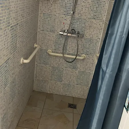 Jolie Maison Mitoyenne Hébergement de vacances Belleville-Sur-Meuse