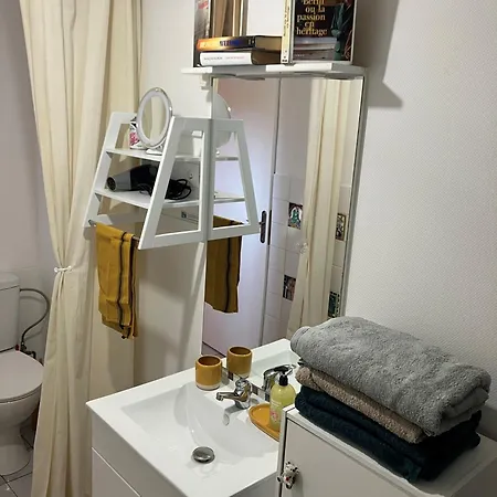 度假居 Jolie, Cozy, Confortable Maison De Au Calme A 5min Du Centre De Verdun, Parking Devant La Maison *